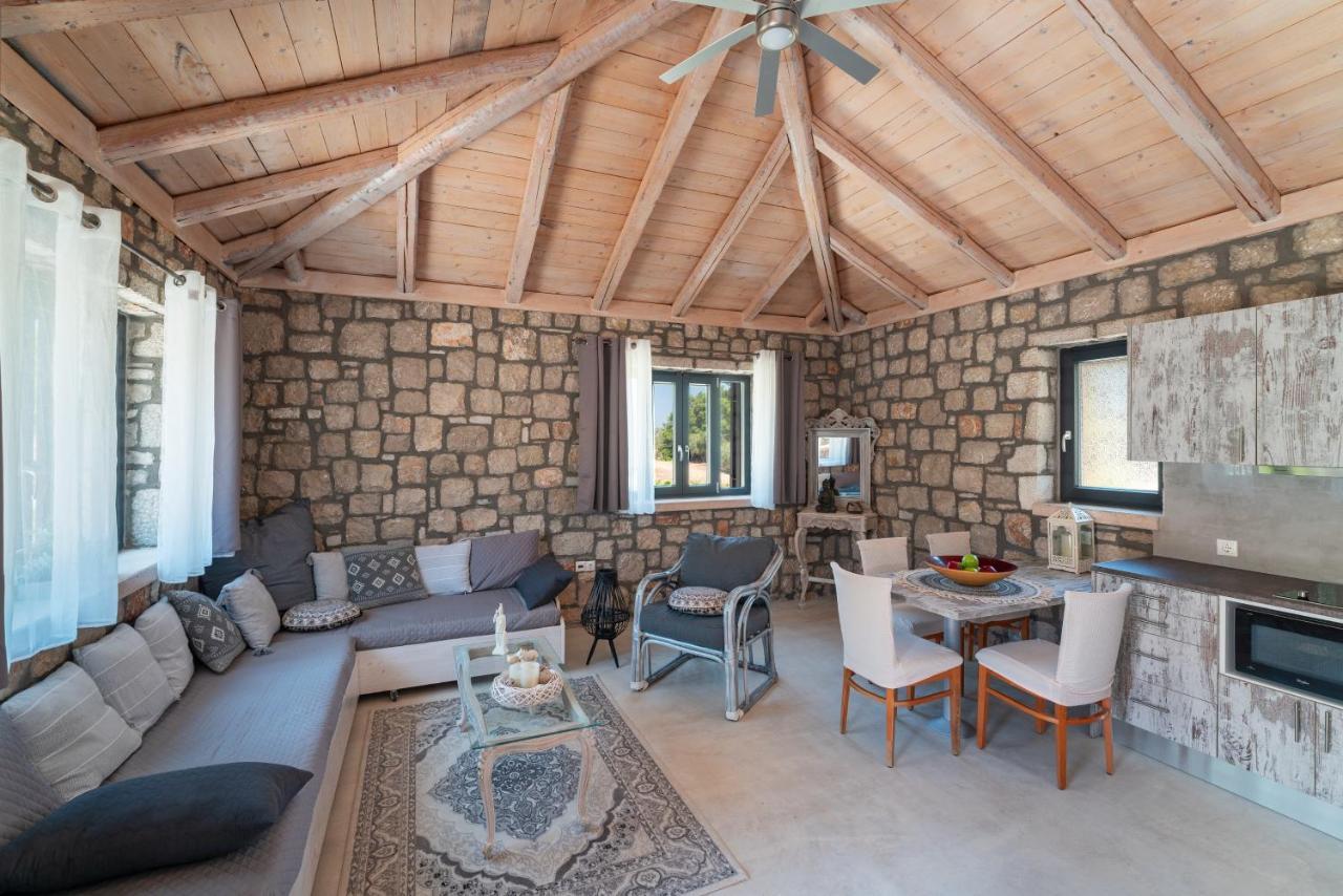 Agrotopia Holiday home *